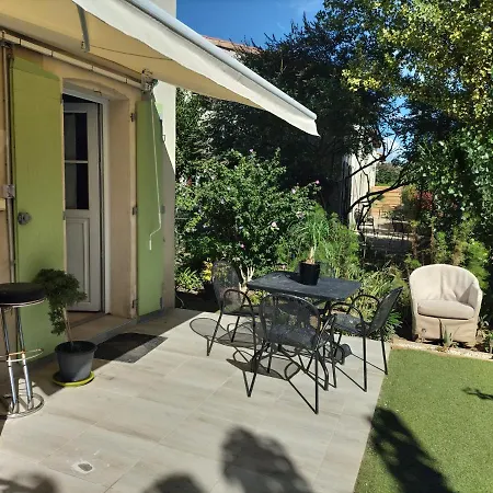 Maison Dans De Holiday home