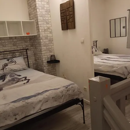 Maison Dans De *